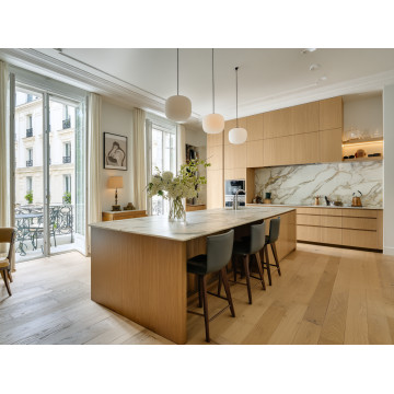 Y-Series Rift Red Oak